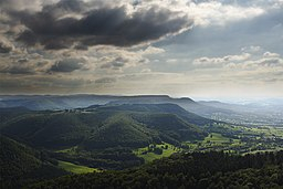 Albtrauf_Rossbergblick-Südwest_Schwaebische-Alb
